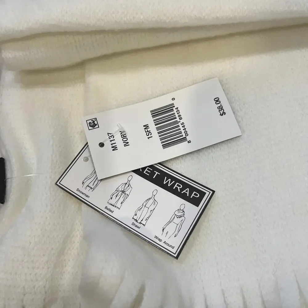NWT Steve Madden Chunky Blanket Wrap Scarf
